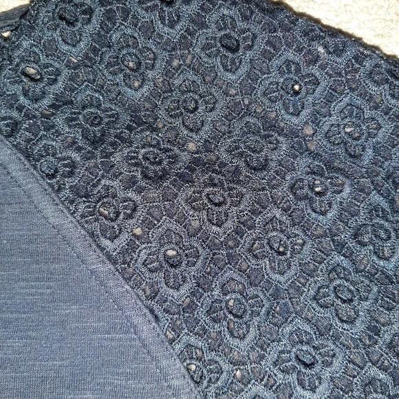 J Crew Short Sleeve Top with Lace Detail - Picture 4 of 10